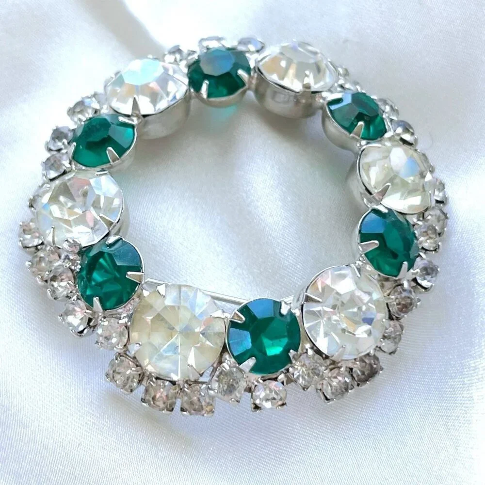 Vintage 1950s Rhinestone Brooch Clear Green Layered Domed Round Wreath Holiday